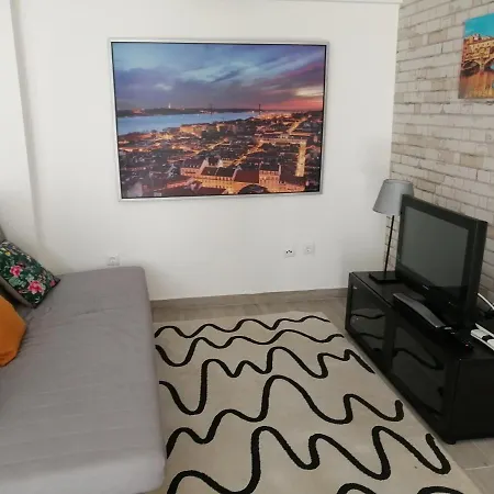 Paradise Space Algés